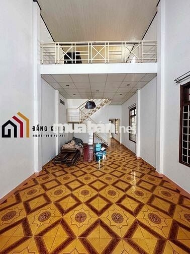CHO THUÊ NHÀ MỚI SƠN SỬA MẶT TIỀN KINH DOANH