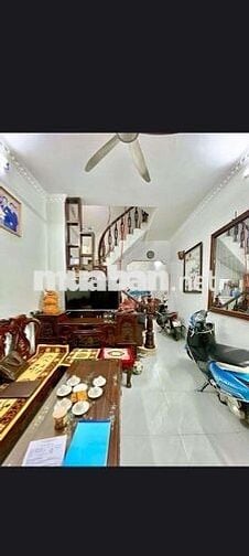 CẦN BÁN NHANH NHÀ KHU BA ĐÌNH 35M, NGÕ RỘNG TTHÔNG. GIÁ CHỈ 6.35 TỶ