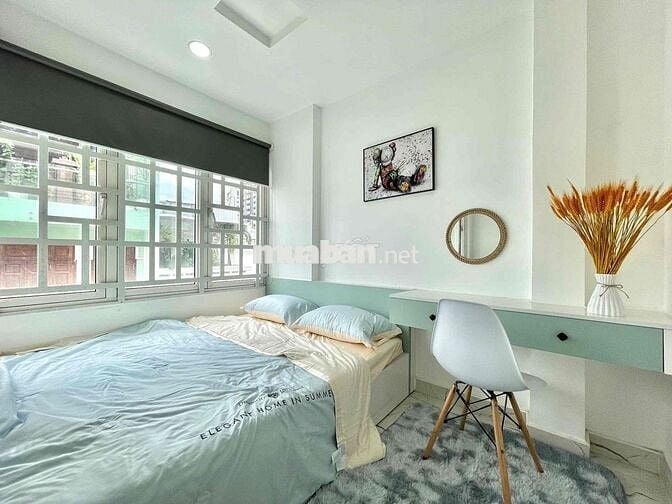 Cho thuê căn hộ Studio Tách bếp, Ban công MỚI Q1 gần cầu Nguyễn Văn Cừ