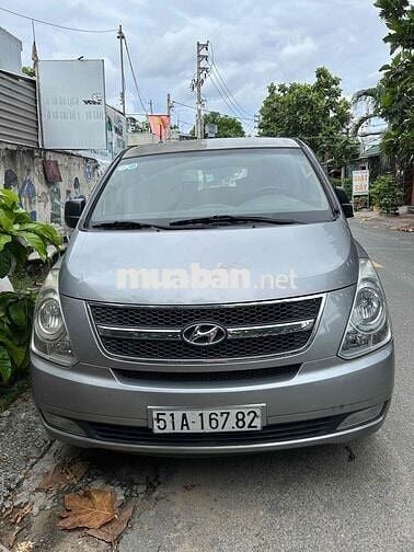 Huyndai 9 chổ - 130000 km