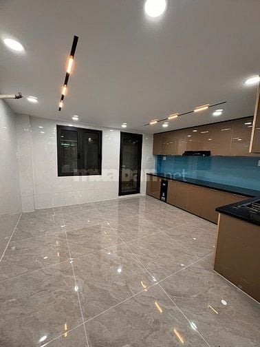 CHÍNH CHỦ BÁN NHÀ 1 TRỆT 3 LẦU CÓ BAN CÔNG, CÓ SÂN ĐỂ XE Q.BÌNH THẠNH