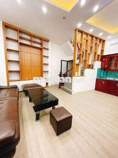 Bán nhà Phố Trạm- Hàng xóm Aeon Long Biên 36m, nhỉnh 6 tỷ