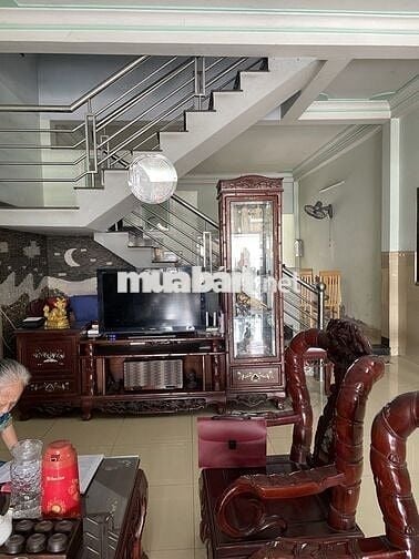 Nhà 95/ Lê Văn Lương quận 7-35m2-ngang 4m-3pn-hẻm xe tải-dòng tiền 12t