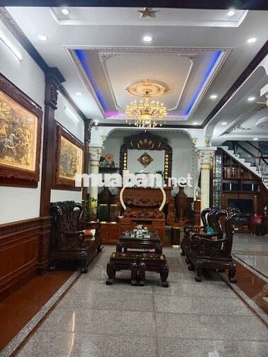 Nhà mặt tiền hẻm 245m2, 4 phòng ngủ, đường Bùi Công Trừng, Hóc Môn