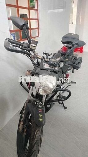 Suzuki EN 150