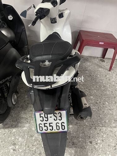 Mình cần bán 1 e sh125