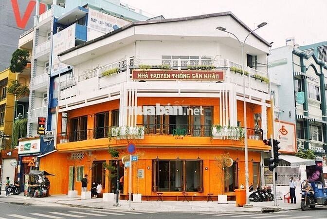 GÓC 2 MT CỬU LONG Q10 KHU ĂN UỐNG SẦM UẤT