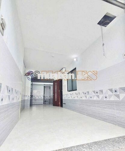 Mặt Bằng Rộng, Sạch, Có Máy Lạnh - 30m2