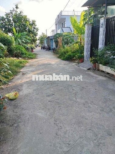 CẦN BÁN GẤP CĂN NHÀ CẤP 4 TẠI VĨNH LONG