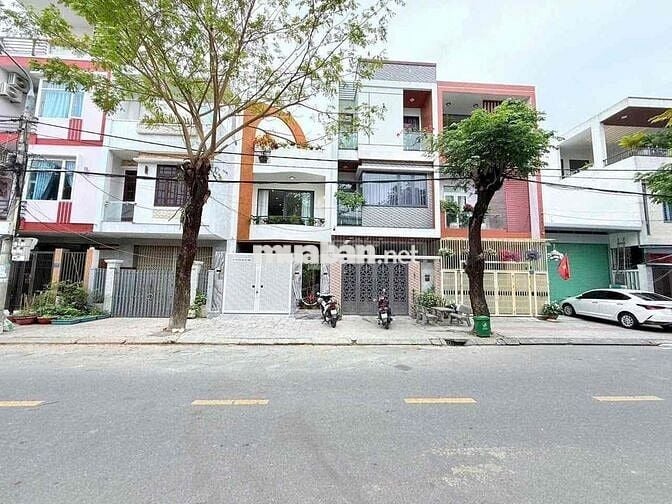 Bán nhà 3 tầng full nội thất,Hoà Xuân-Đà Nẵng
