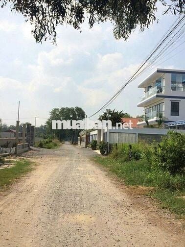 Đất Thổ Cư 100% DT : 4m x 32m Đường Lớn Xe Tải