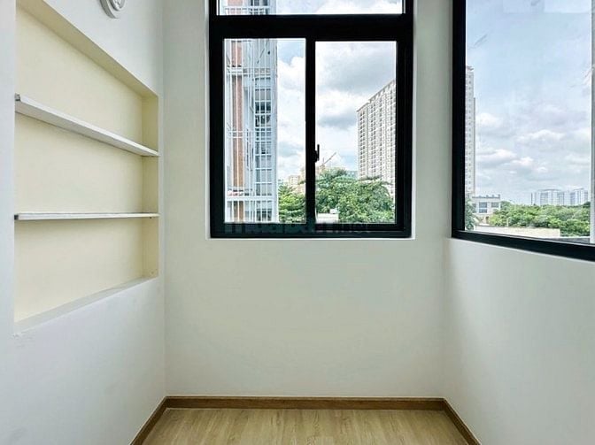 NGUYỄN XÍ, NHÀ HẺM XE HƠI CÁCH ĐƯỜNG CHÍNH 40M