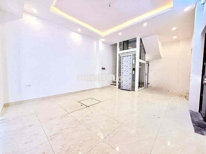Chưa Đến 8 Tỷ – Nhà 5 Tầng Thang Máy Lô Góc Full Nội Thất Gần Bưu Điện