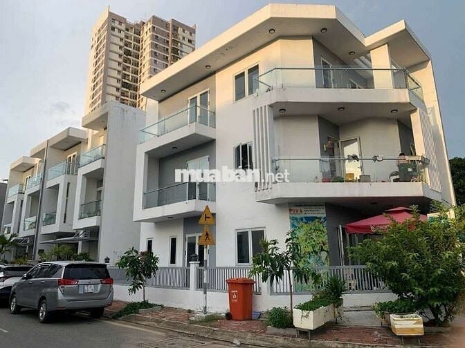 Rẻ quá khách ơi nhà góc 8❌20 trệt 2 lầu đúc 4pn to 3wc khu DC An khang