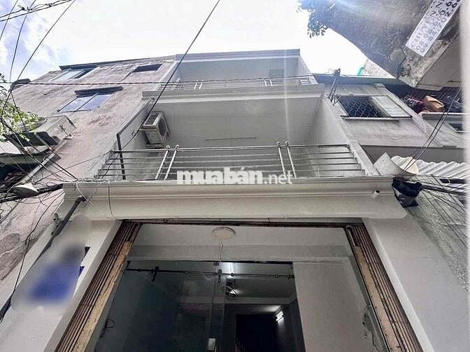 NHÀ THUÊ MẶT TIỀN HẺM HOÀNG SA TRỆT 2 LẦU 2PN 3WC NHÀ ĐẸP SẠCH SẼ