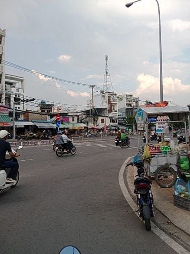 Nhà đang cho thuê 9tr/tháng cách Aeon 2 phút 