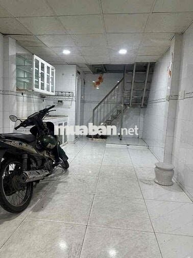 🏠🏠NHÀ THUÊ GIÁ RẺ HẺM 601 CMT8 CHỈ 6 TRIỆU 2PN 2WC NHÀ TRỐNG SẠCH SẼ