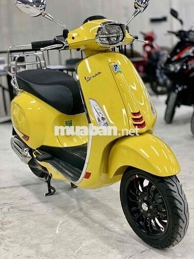 Vespa Sprint 125 2021 vàng đẹp, biển 93 chính chủ