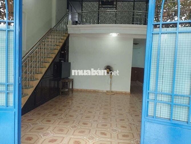 BÁN NHÀ GÁC LỬNG KIỆT K20 GẦN BỆNH VIỆN 600 GIƯONG