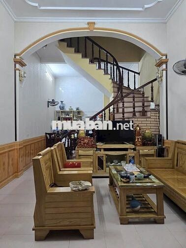 Bán nhà  phố Ngô Quyền, HĐ, 53m2, 4t, nhỉnh 6 tỷ, ô tô cách nhà 20m