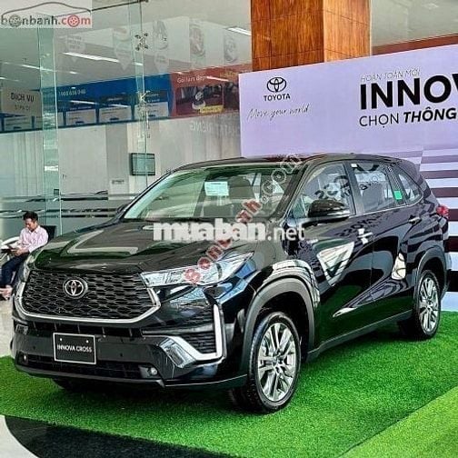 Toyota Innova Cross HEV 2.0 CVT 2025