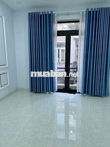 STUDIO MỚI XÂY BAN CÔNG THOÁNG RỘNG 28M2 MẶT TIỀN LỚN AN NINH CAO