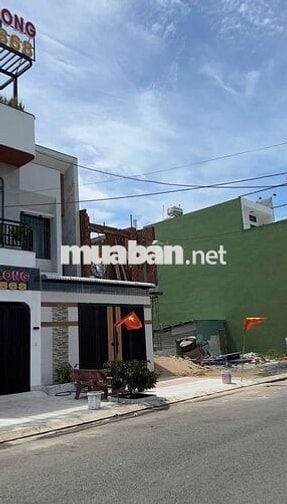 Siêu phẩm hướng đông bắc *** còn sót lại View công viên