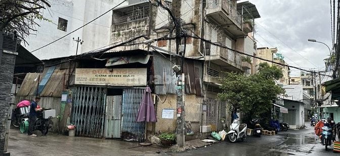 Cần tiền bán gấp nhà 2 măt tiền đường Tô Hiến Thành