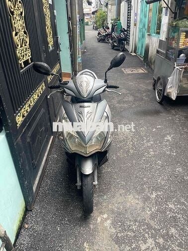 Bán airblade Fi máy rất êm, giấy tờ đầy đủ