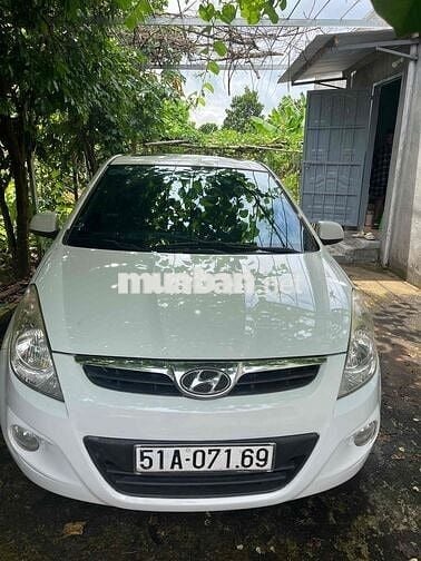 Bán xe Hyundai i20 – màu trắng, đời 2010 🚗
