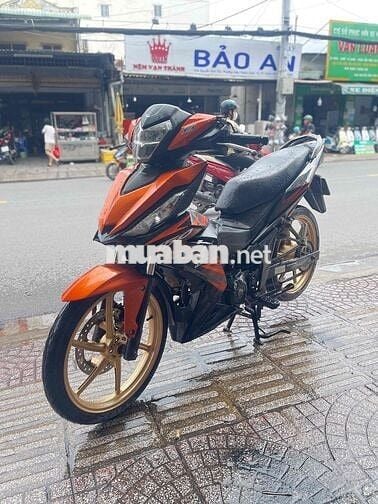 Winer v1 2017 biển 60 xe đẹp máy êm gtdd ạ