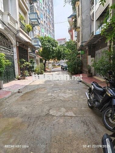 PHÂN LÔ Ô TÔ TRÁNH ĐỖ TRƯỚC CỬA -2 THOÁNG -30M2 5 TẰNG FULL NỘI THẤT
