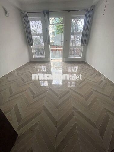 NNC HẺM XE HƠI NGUYỄN BẶC P.3 TÂN BÌNH 4X10M 3 LẦU 4PN. GIÁ 16,5 TRIỆU