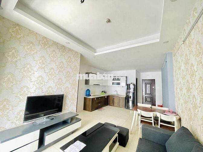 Chính chủ bán chung cư 2 ngủ 2 wc