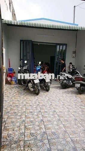 Cho thuê nhà mặt tiền tx 39 phường thạnh xuân giá 8,5 tr tl