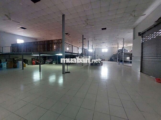 KHO,XƯỞNG CHO THUÊ ĐƯỜNG NGUYỄN VĂN QUÁ DT 700M2 gồm gác giad 60tr