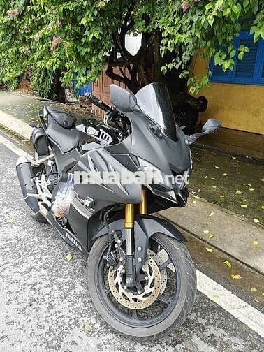 R15 Full Option - Độ dáng ngồi Sport City