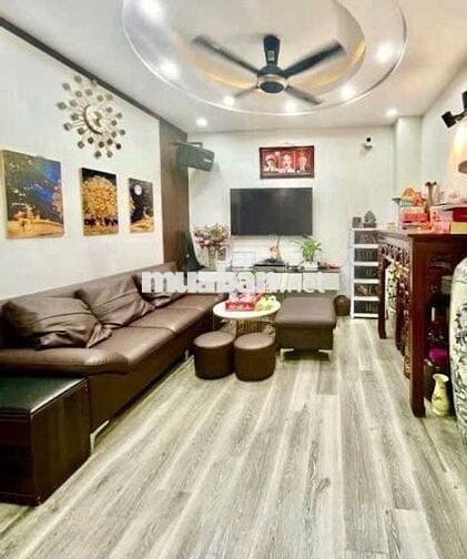 (***) CC Nam Trung Yên 80m 2PN  view thoáng slot oto hơn 5 ty