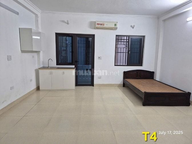 Cho Thuê phòng T3 nhà 553/108 Giải phóng 