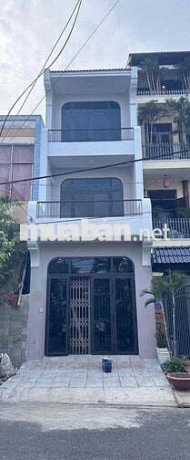 CHO THUÊ NHÀ 3 LẦU MỚI ĐẸP - CÓ THANG MÁY KDC ĐƯỜNG 30/4