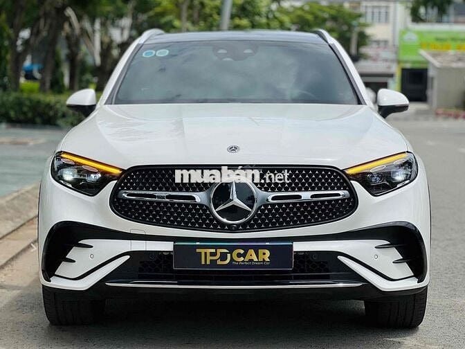 Mercedes Benz GLC300 4Matic 2023 Lướt Nhẹ
