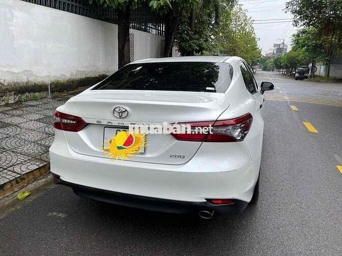 Dư dùng bán Toyota Camry 2.0 Date 2022 - Nhập