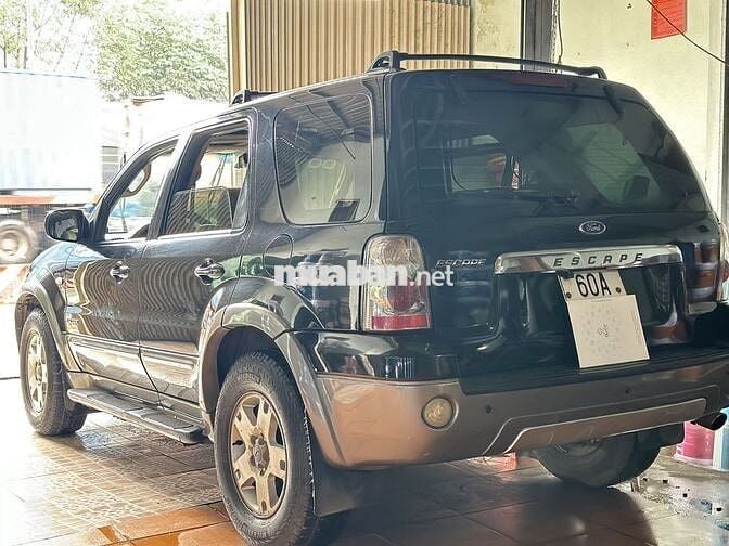 Ford Escape 2004 3.0 V6 - 182000 km