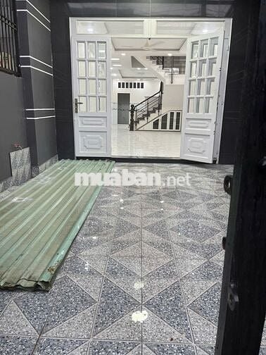 Nhà Nguyên Căn 90m2 TX33 Hẻm Xe tải Gần Chợ,TRường Học,Ưu Tiên lâu dài