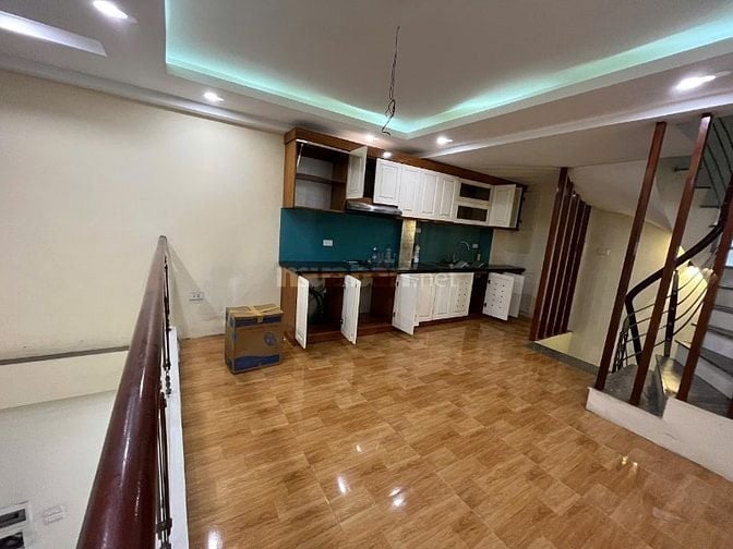 CHO THUÊ PHÒNG - NGÕ 490 NGUYỄN KHOÁI (VÀO Ở ĐẦU THÁNG 10)