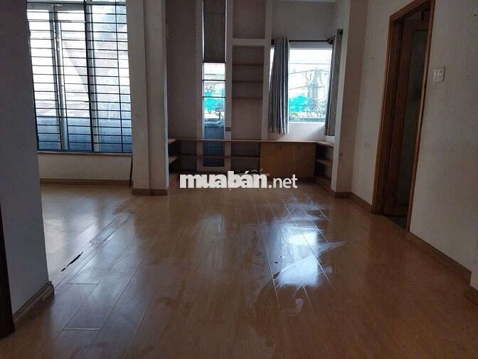 Cho thuê phòng trọ tầng 1 ở Hoà Hưng