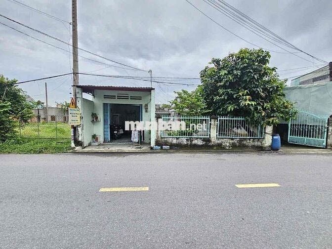 Đất mặt tiền Kinh doanh, gần Ngã Tư Chiêu liêu, P Tân Bình, Tp Dĩ An.