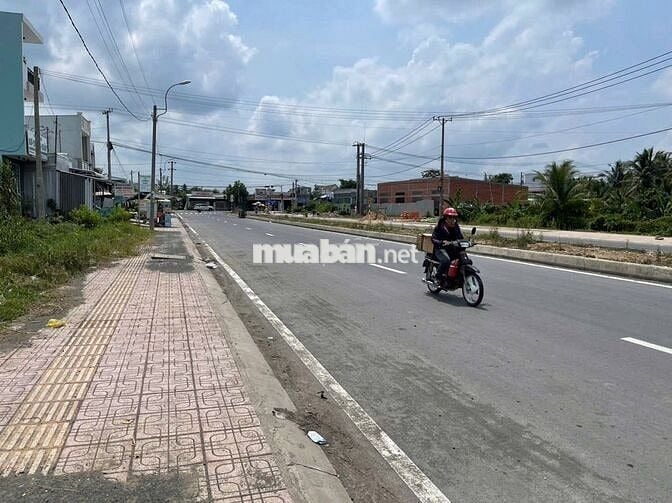Đất mặt tiền đường vào khu công nghiệp bình minh