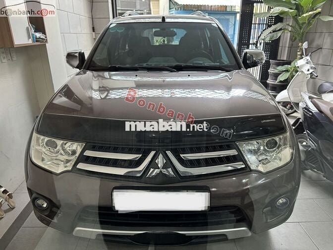 Mitsubishi Pajero Sport G 4x4 AT 2015 - 425 Triệu