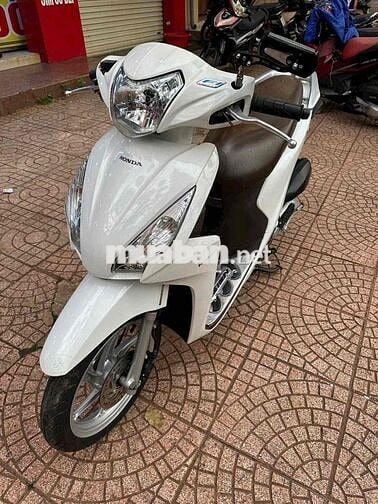 honda vison màu trăng- xe đẹp, máy êm